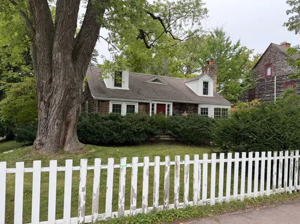 2214 Van Hise Ave, Madison, WI 53726