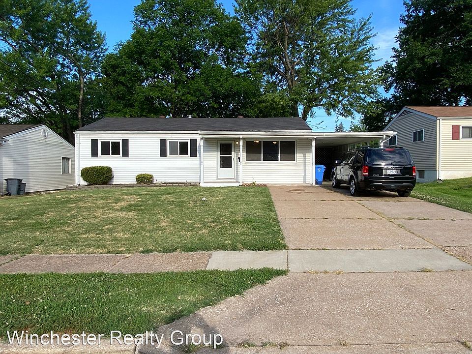 1st image of 1155 S Waterford Dr