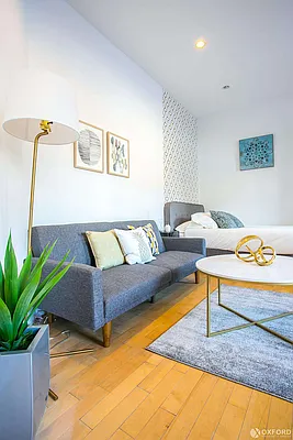 Rented by Oxford Property Group | media 42