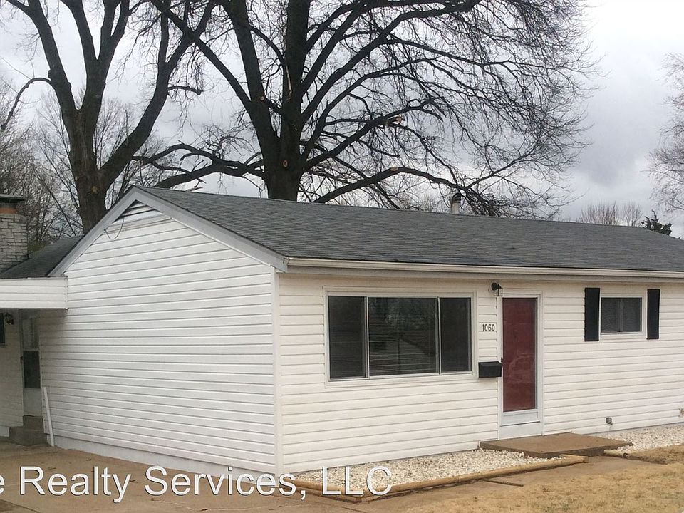 1st image of 1060 Wycomb Dr