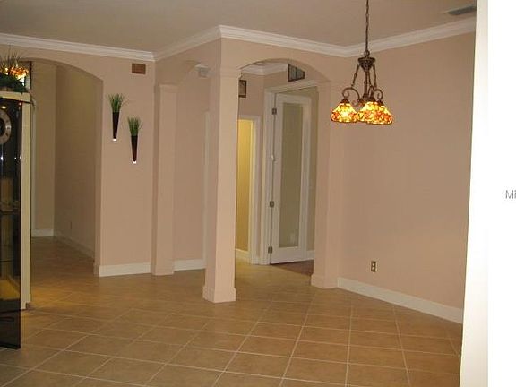 5th image of 20522 Pezzana Dr