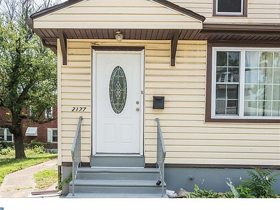 5th image of 2177 38th St