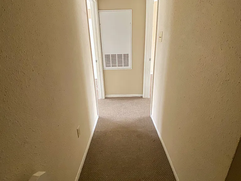 12400 Brookglade Cir — Photo 7