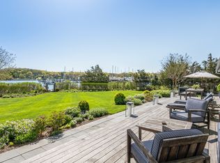 9 S Pond Rd, East Hampton, NY 11937