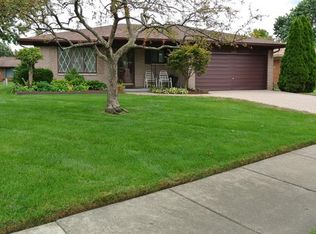 37114 Colgate Ct, Sterling Heights, MI 48310