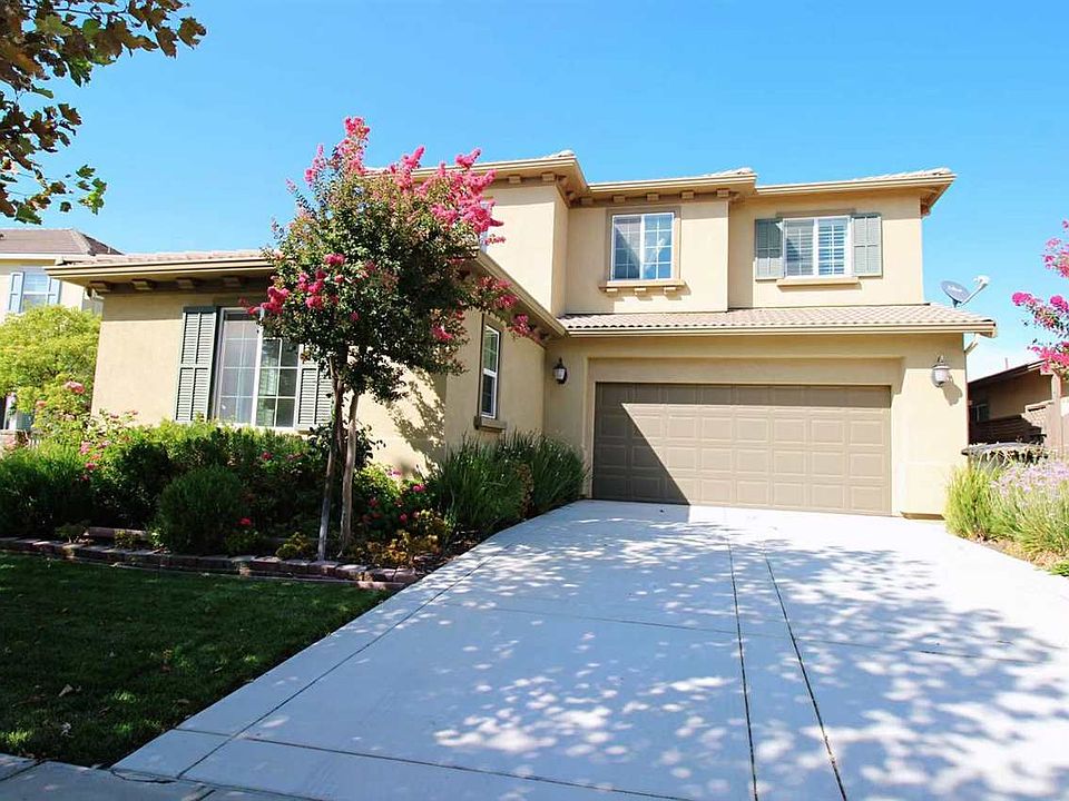 1st image of 221 W Questa Trl