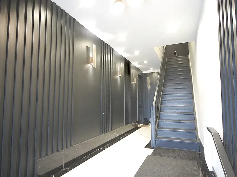 1321 Union St #3L — Photo 9