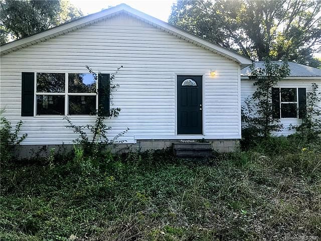 1st image of 2711 Mangum Dairy Rd