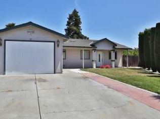 51 Acacia Ct, Hollister, CA 95023