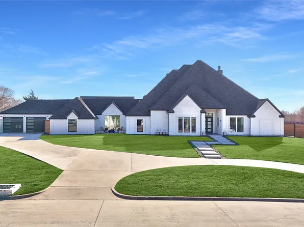 209 Carriage Hill Ln, Heath, TX 75032