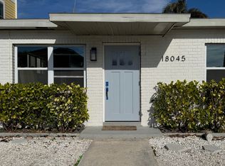 18045 2nd St E, Redington Shores, FL 33708