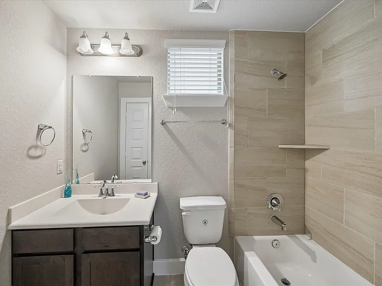 9628 Cambridge Manor Ln — Photo 13