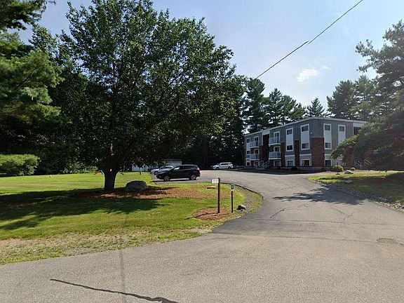 2nd image of 114 Capitol Hill Dr #1