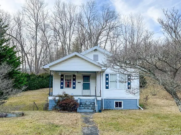 3742 Penland Rd, Spruce Pine, NC 28777