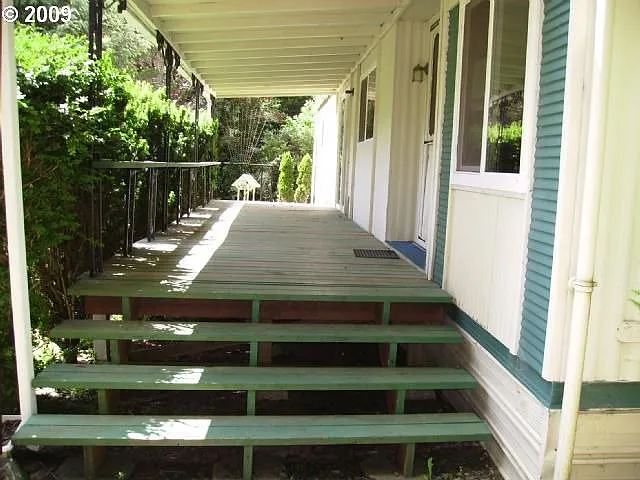 4915 Mitchell Loop Rd photo 1