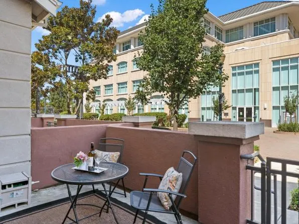 740 City Walk Pl APT 2, Hayward, CA 94541