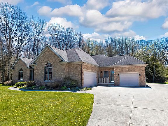 2nd image of 6930 Honey Ln