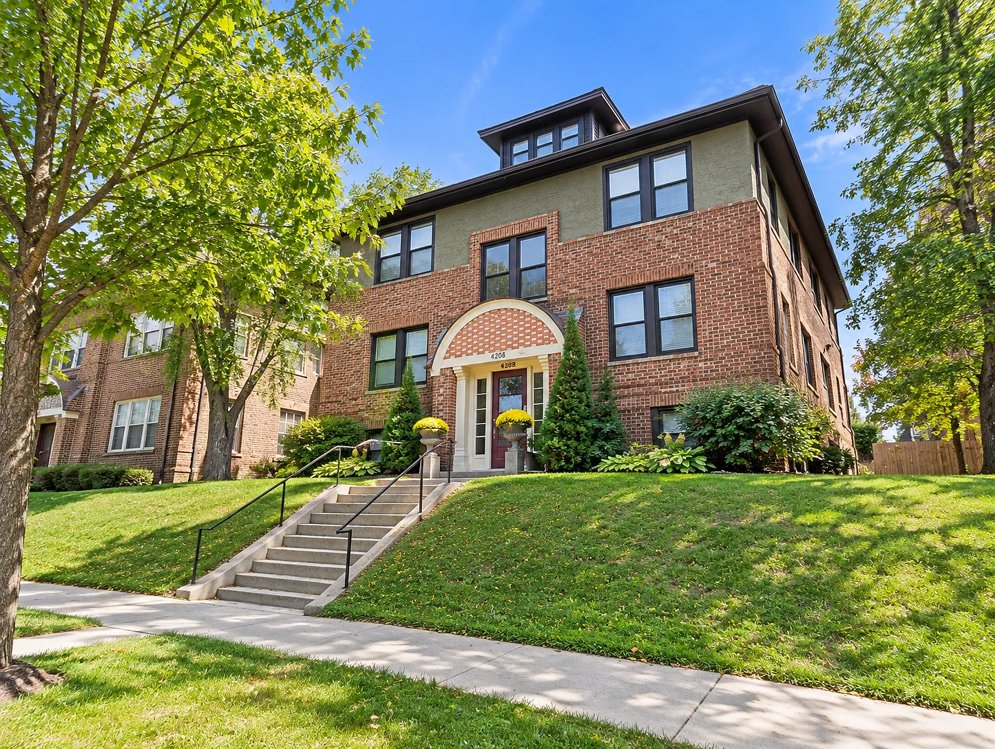 1 bed, $1,199 — Photo 2