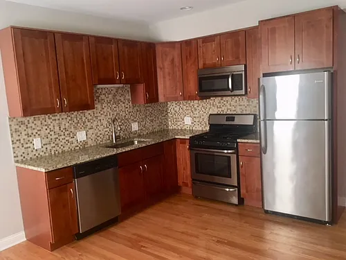 2120 W Washington Blvd #306 Photo 1