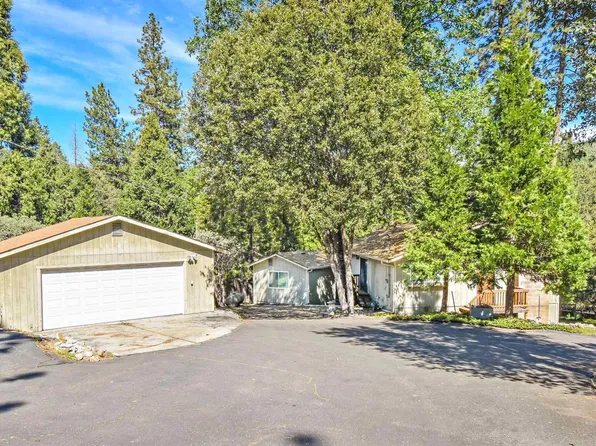 21881 Phoenix Lake Rd, Sonora, CA 95370