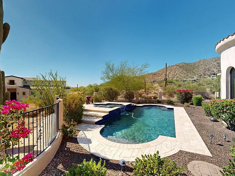 8724 E Regina Cir — Photo 48