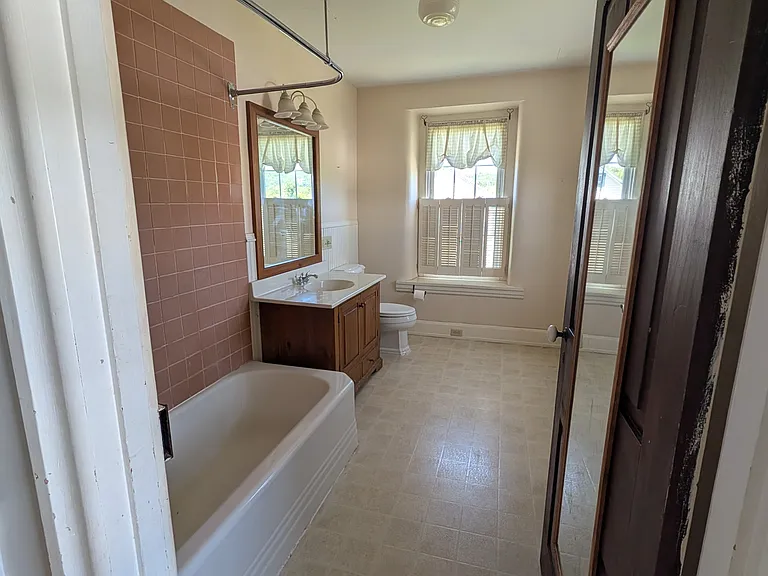 9413 Kings Hwy — Photo 12