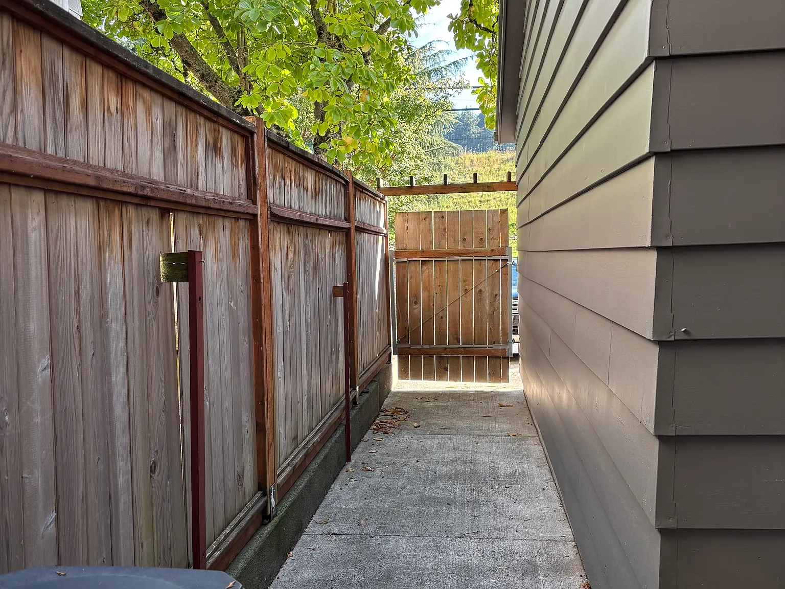 1717 SE 60th Ave — Photo 3