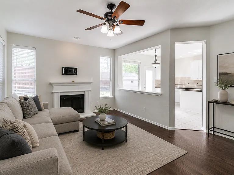 637 Bella Vista Dr — Photo 5