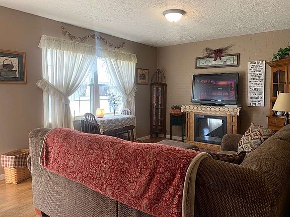 4th image of 145 Township Road 1097