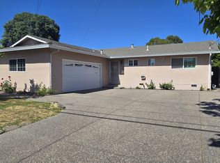 7388 Burton Ave, Rohnert Park, CA 94928