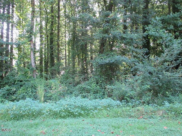 1st image of 407 Meadow Dr #19