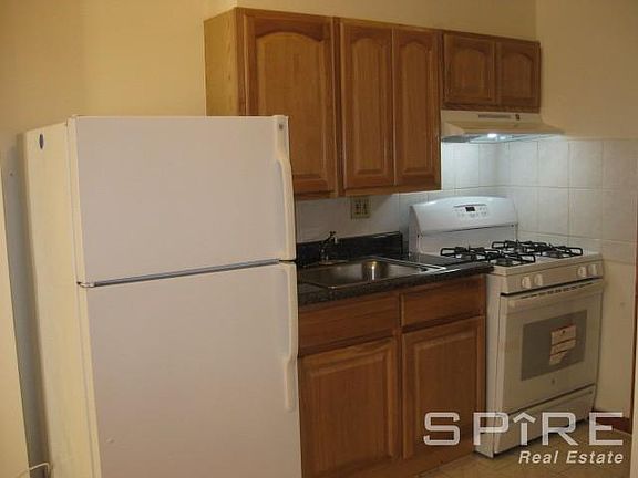 5th image of 1657 Madison Ave APT 3c