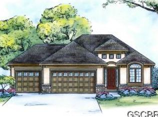 2704 Castles Gate, Sioux City, IA 51106