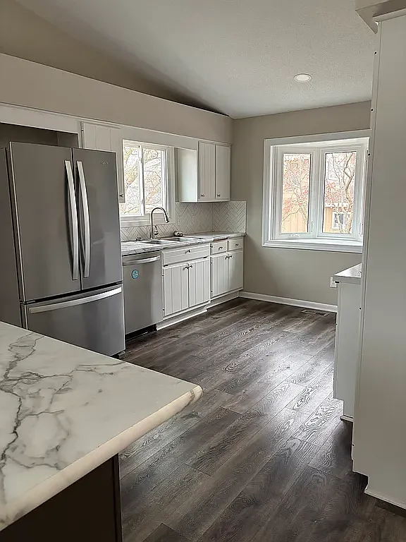 2 bed, 2160 sqft, $1,800 — Photo 3