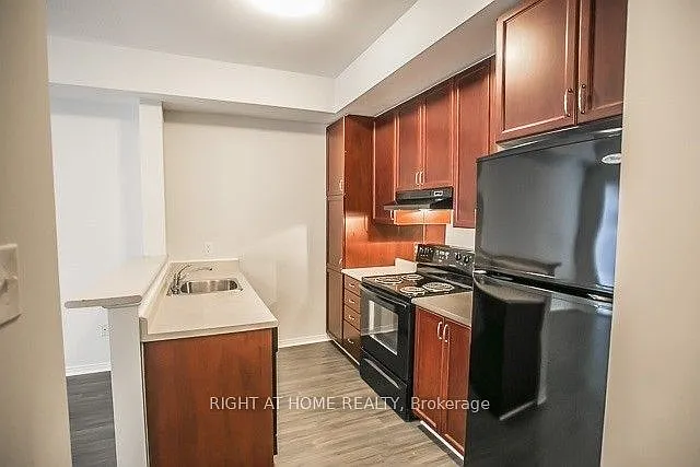 5035 W Oscar Peterson Blvd #127 — Photo 8