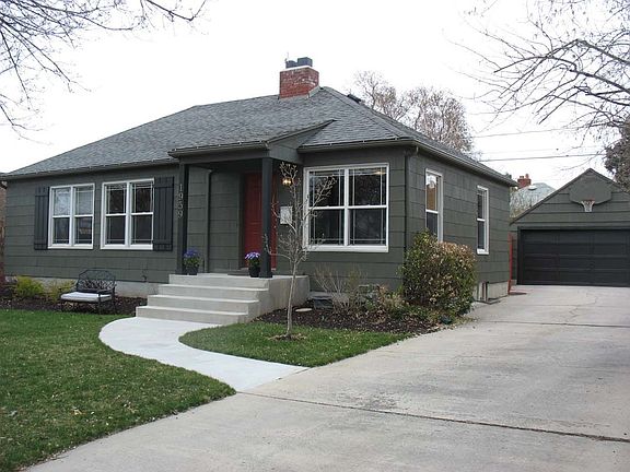 2nd image of 1959 E Blaine Ave