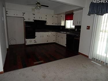 4th image of 6422 Parkland Ave