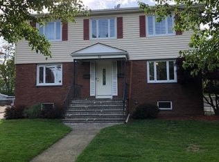 32 Gould St, Verona, NJ 07044