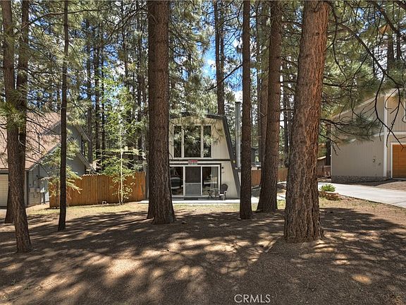 3rd image of 791 Mountain Sky Dr