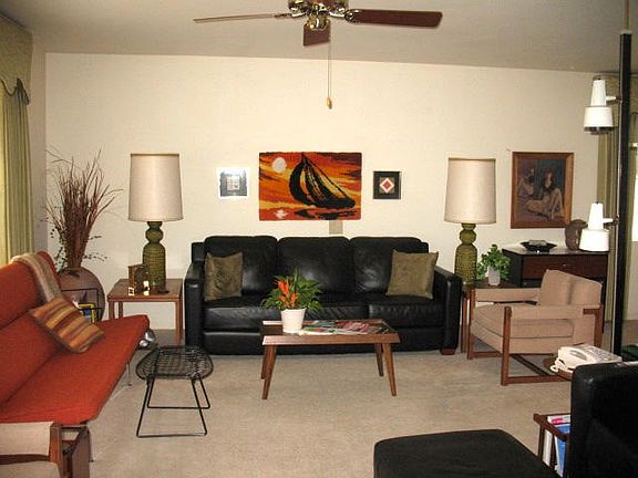 2nd image of 5138 Mockingbird Ln