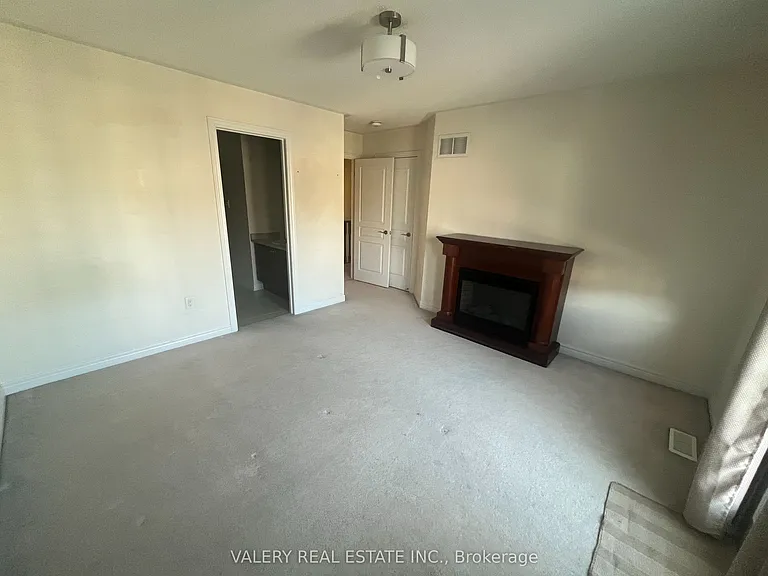 48 Bellcrest Rd #1 — Photo 23