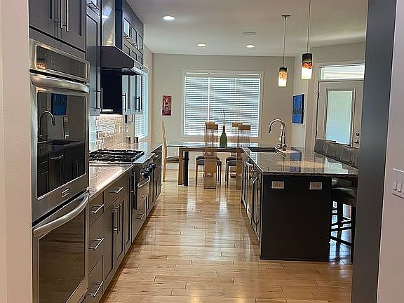 3rd image of 4014 Wildridge Meadows Dr