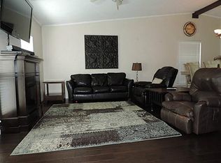 2620 Meadowview Dr, Arlington, TX 76016