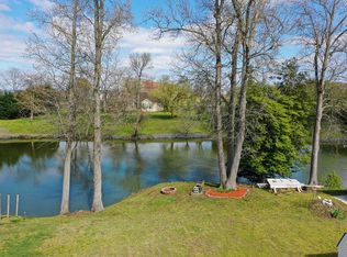 191 Blackwell Rd, Colonial Beach, VA 22443