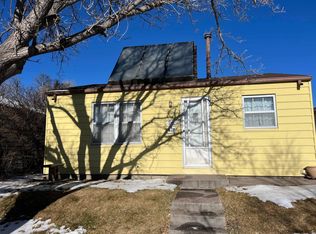 614 E 3rd St, Cheyenne, WY 82007