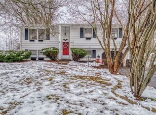 4043 Johnson Rd, Lockport, NY 14094