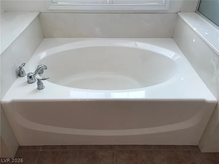 9191 Dutch Oven Ct — Photo 34