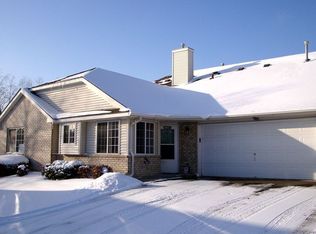 4470 Bay Ln, White Bear Lake, MN 55110