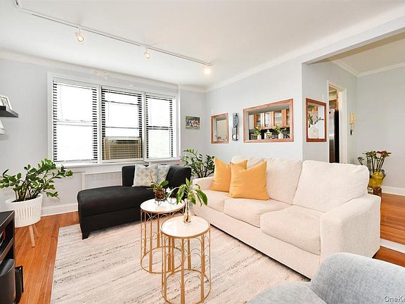 3rd image of 143-50 Hoover Avenue #503