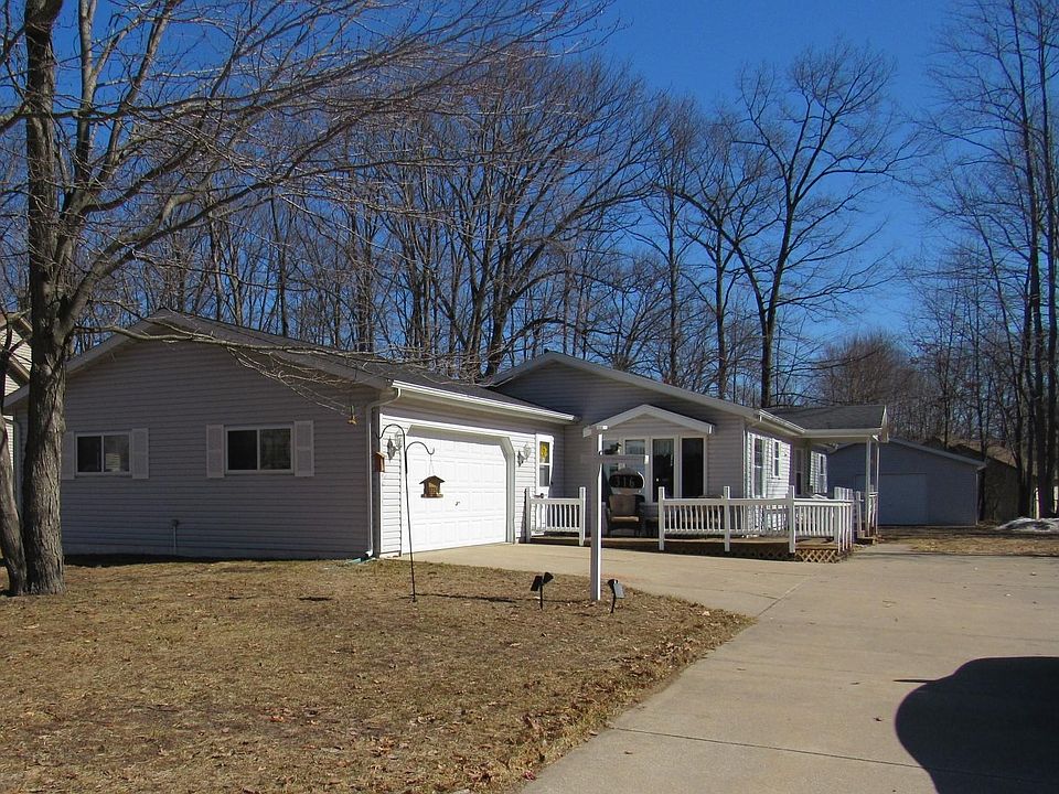 1st image of 316 Driftwood Cir